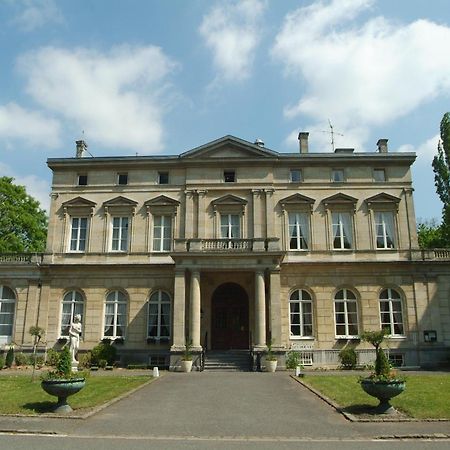 Chateau De La Motte Fenelon Hotel Cambrai Bagian luar foto